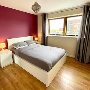 One Bedroom With Great Views Apartment