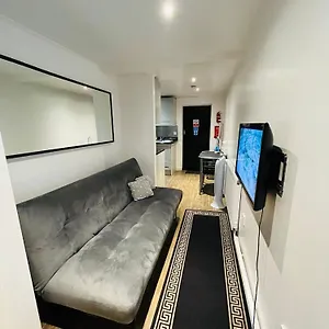 https://exclusive-private-one-bedroom-suite.brighton-hotels-england.com
